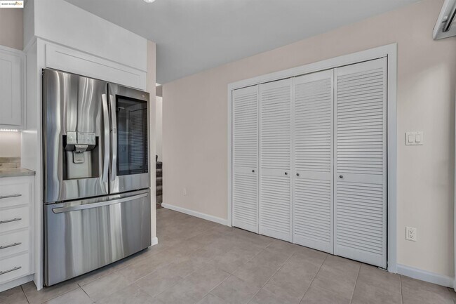 Building Photo - 57 Sereno Cir