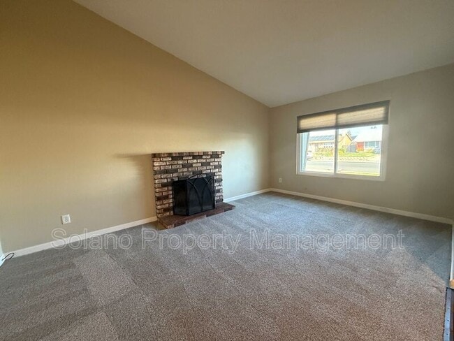 Building Photo - 905 Pintail Dr