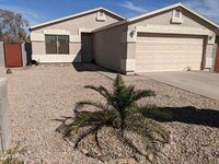 Building Photo - 2536 E McArthur Dr