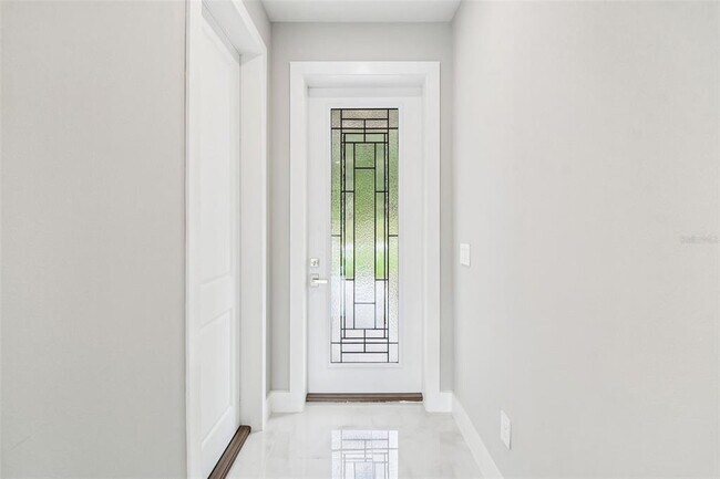 Building Photo - 145 N Orange Ave