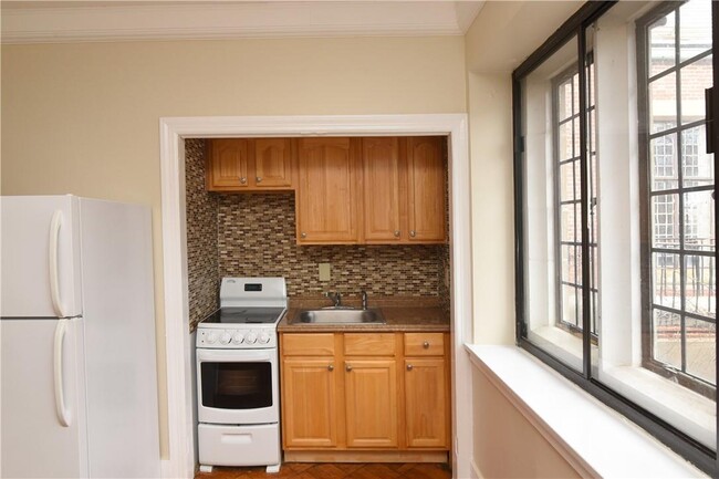 Building Photo - 316 Chateau Rive
