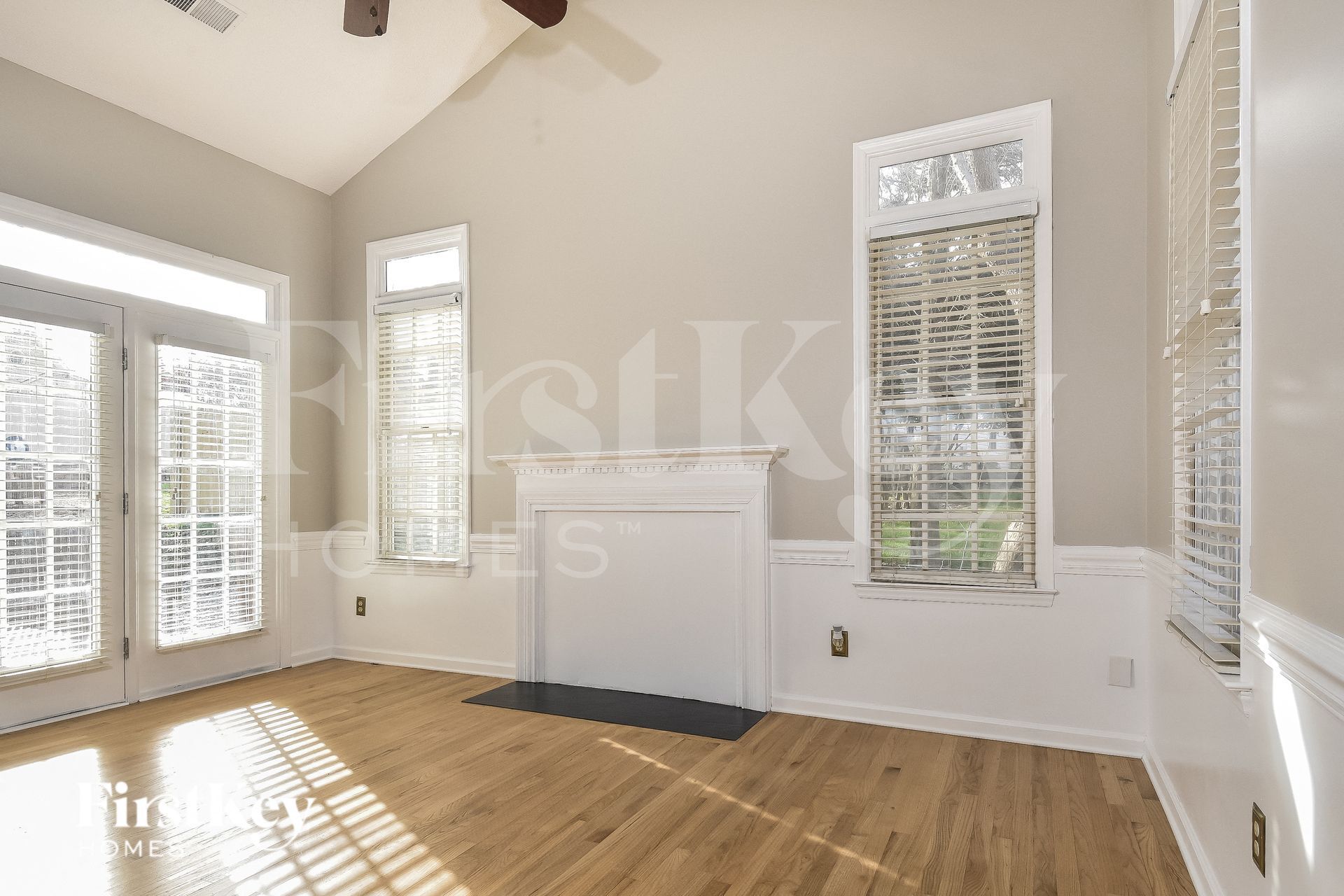 Building Photo - 6980 Avenbury Cir