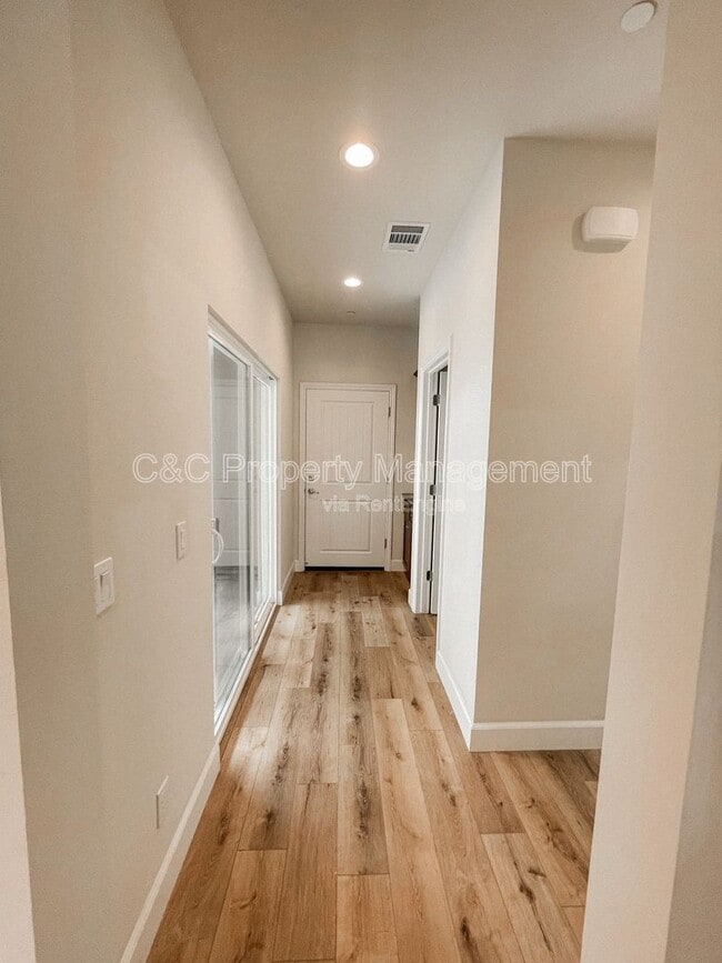 Building Photo - 581 Rosa Monte Wy