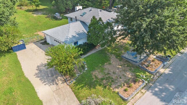 Building Photo - 4425 E Cambridge Ct