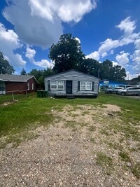 Building Photo - 3120 Lower Wetumpka Rd