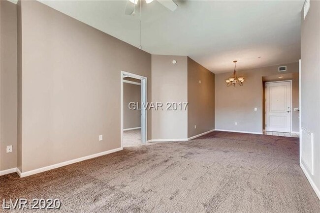 Building Photo - 23 E Agate Ave