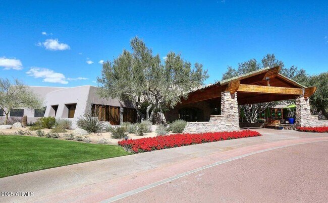 Building Photo - 20802 N Grayhawk Dr