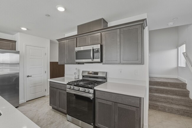 Building Photo - Brand New 2 Bedroom Townhome for Rent! Minutes from Nellis AFB!
