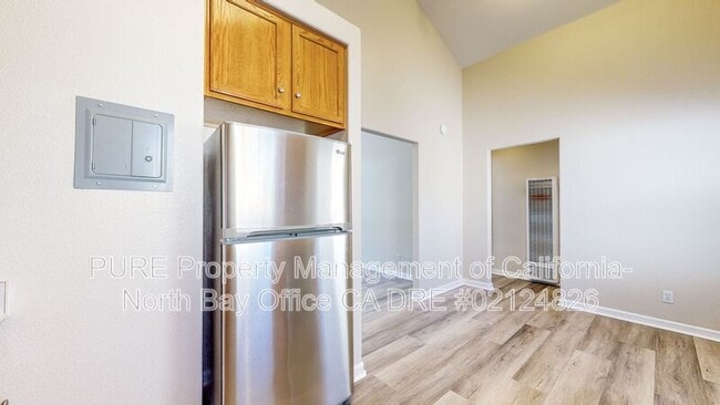 Building Photo - 1220 Hidden Creek Pl