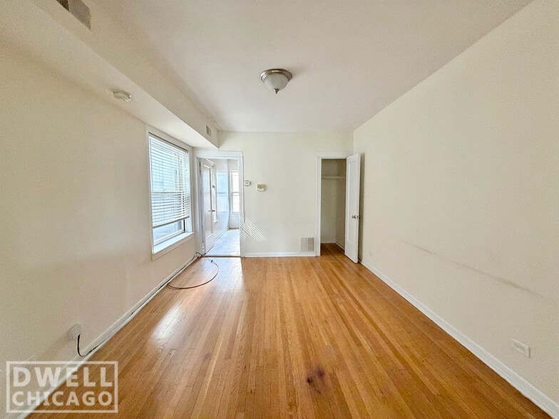 Building Photo - 3445 W Schubert Ave
