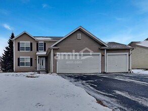 Building Photo - 1906 Landings Ct