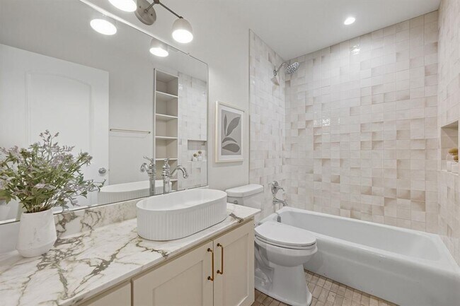 Building Photo - 1114 Stoneoak Ln