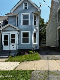Building Photo - 44 S Perry St