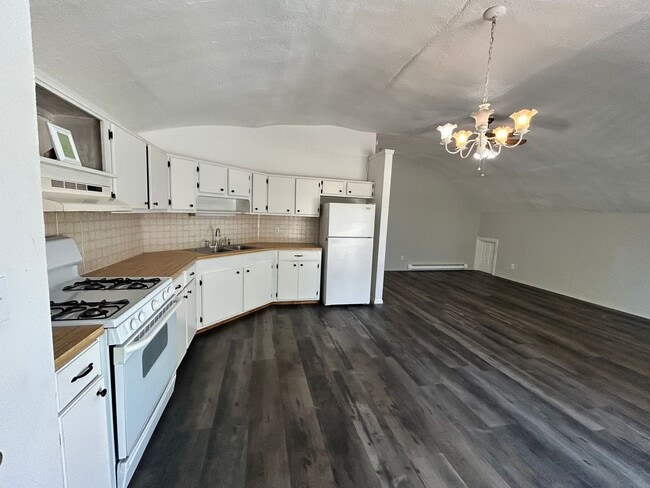 Building Photo - 576 3 Skalkaho Hwy