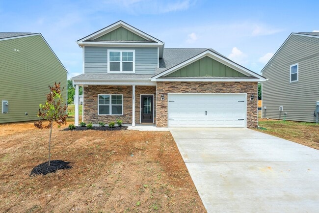 Primary Photo - 104 Greystone Way