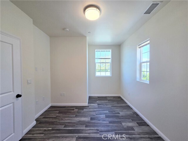 Building Photo - 4169 Country Club Dr
