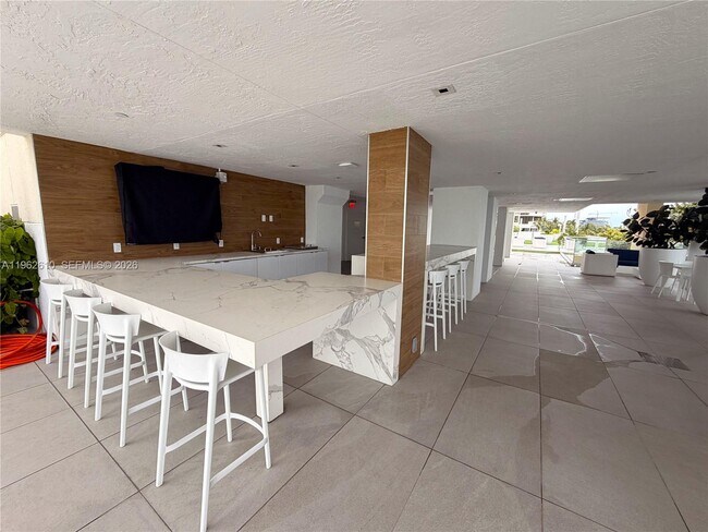 Building Photo - 770 Claughton Island Dr