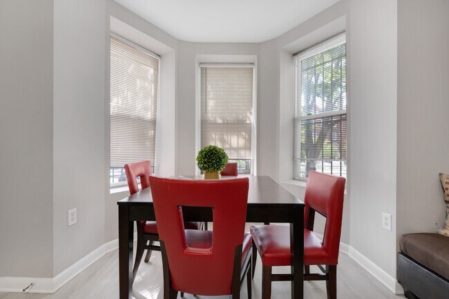 Building Photo - 121 New York Ave NW