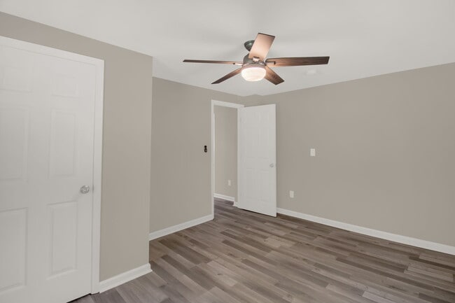 Building Photo - 2510 Harley Dr