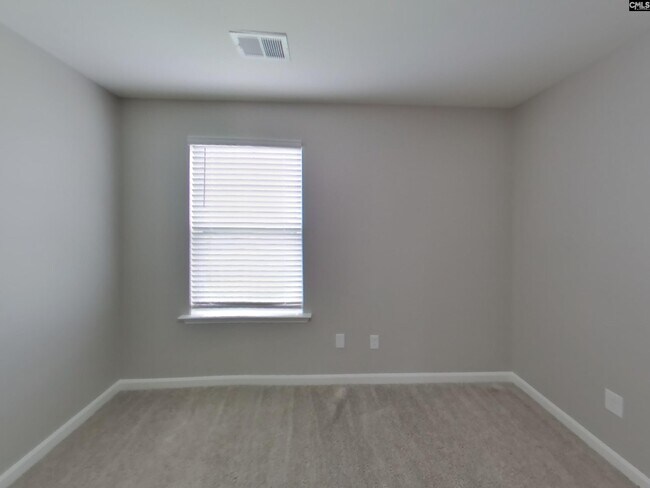 Building Photo - 308 Savannah Hills Dr