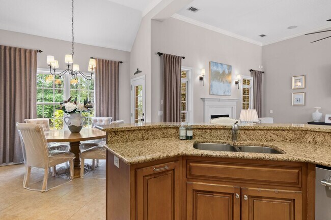 Building Photo - Richmond Hill's North Buckhead - Chastain ...