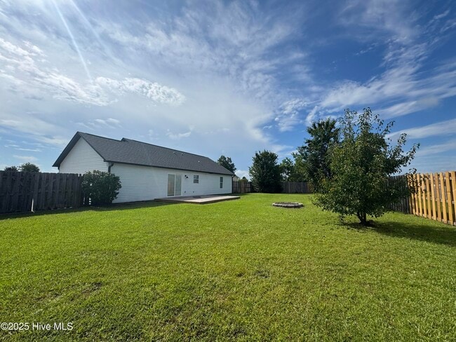 Building Photo - 2604 Larne Ct