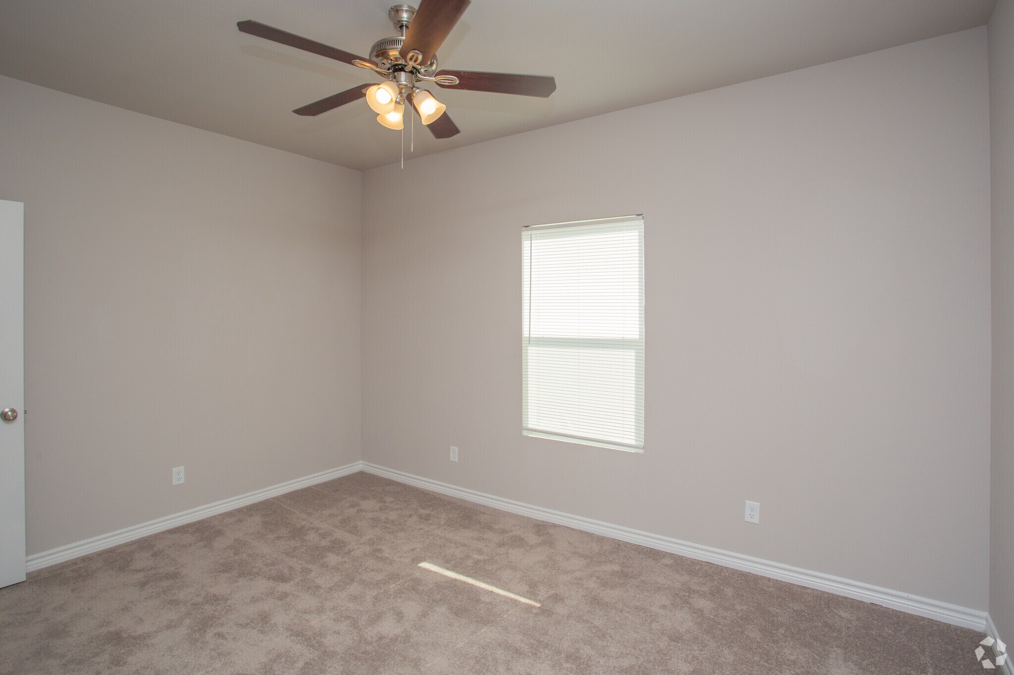 The Peaks Townhomes 1515 SE 16th St Mineral Wells TX 76067