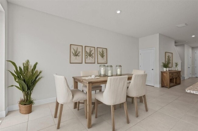 Building Photo - 2432 Hearth Dr