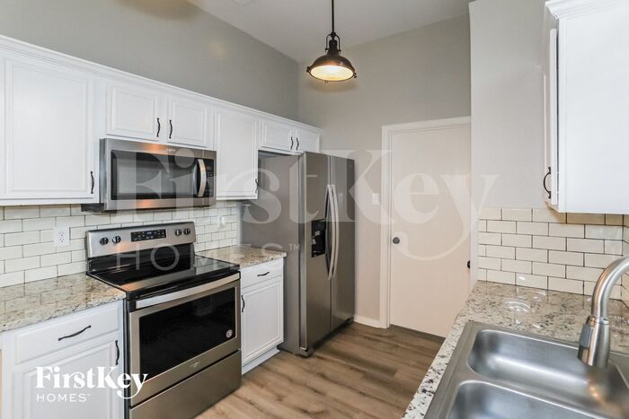 Building Photo - 1026 Palomino Dr