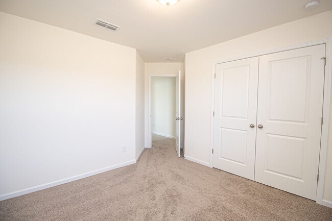 Building Photo - (Coming Soon) New 5 Bedrooms home in Indian Trail!