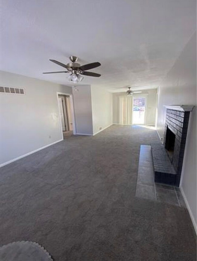 Building Photo - 1313 NW 6th St