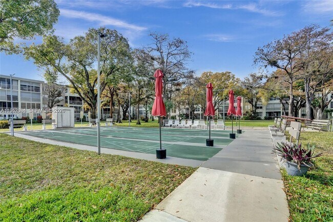 Building Photo - 2999 NW 48th Ave