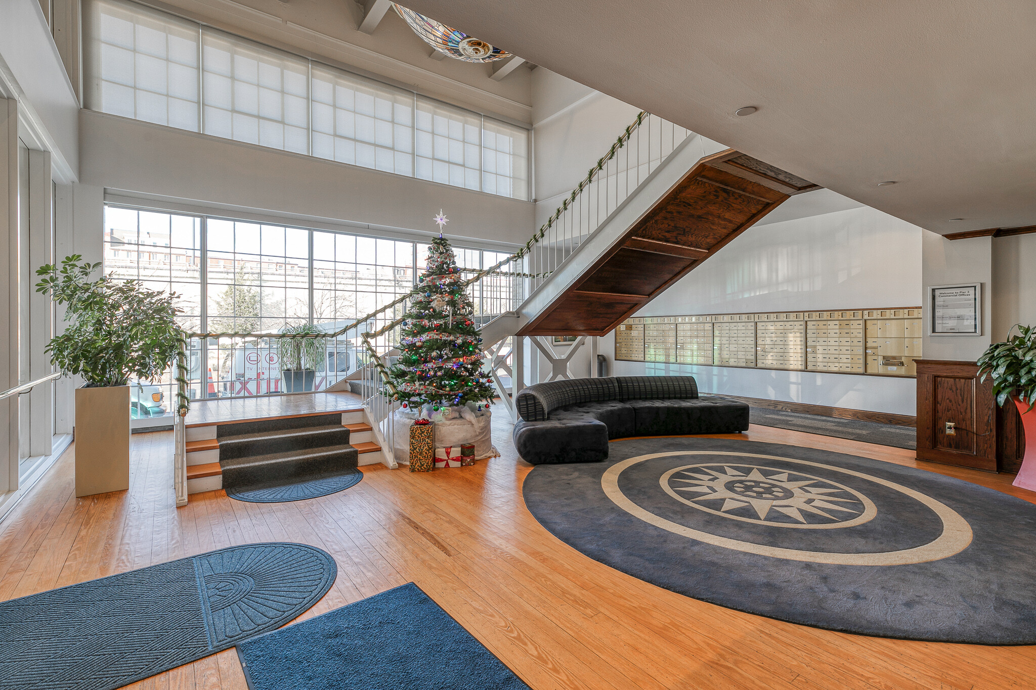 Building Photo - 3 N Christopher Columbus Blvd