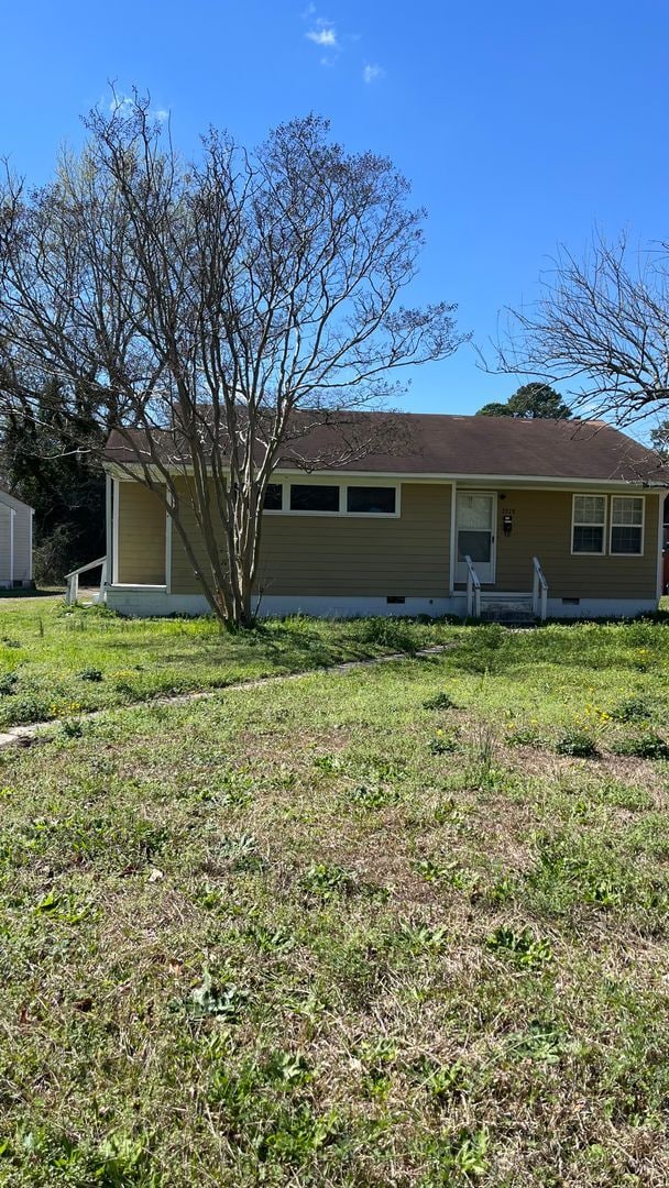 Building Photo - 2228 Briarfield Rd