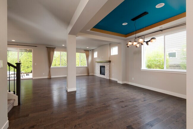 Building Photo - 3525 150th St SE