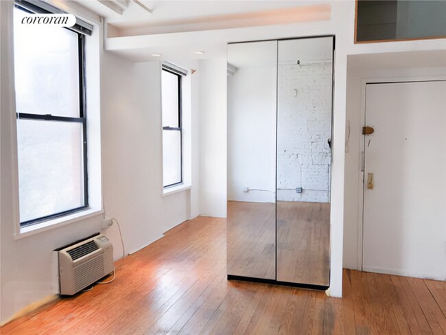 Building Photo - 496 LaGuardia Pl