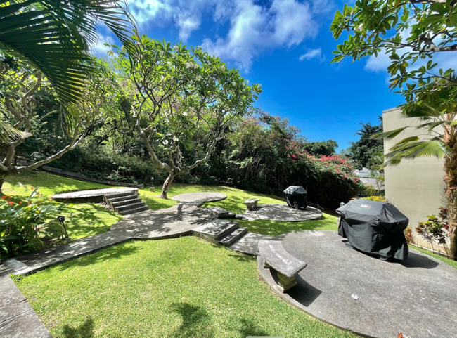 Building Photo - 6770 Hawaii Kai Dr