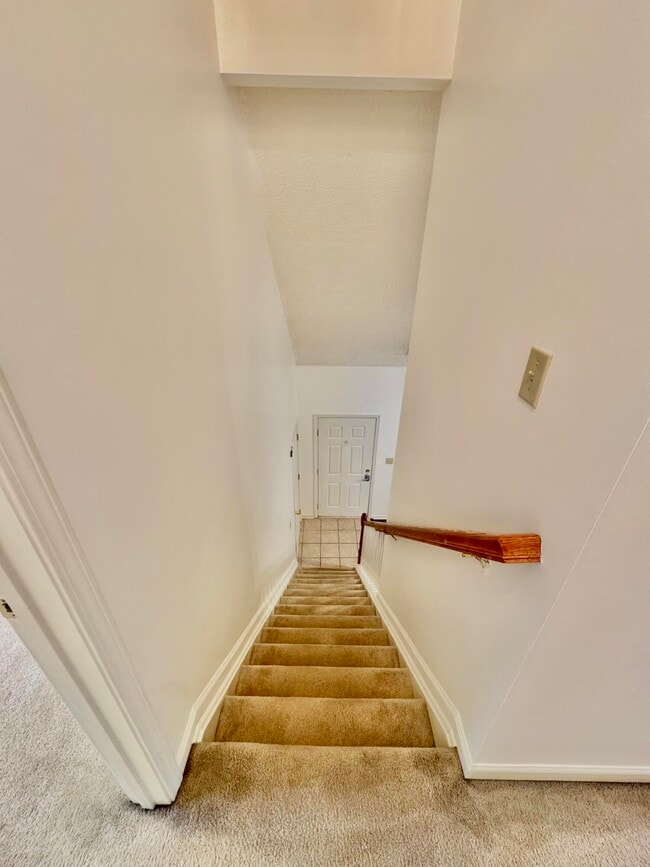 Building Photo - 2453 Prescott Ln