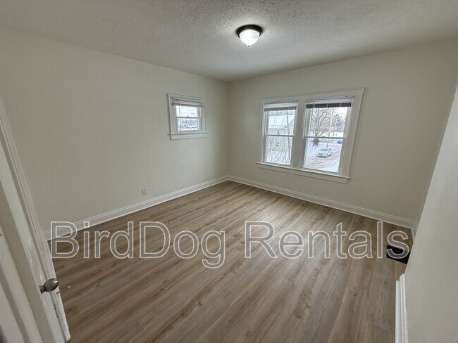 Building Photo - 1295-1297-1297 Lockbourne Rd