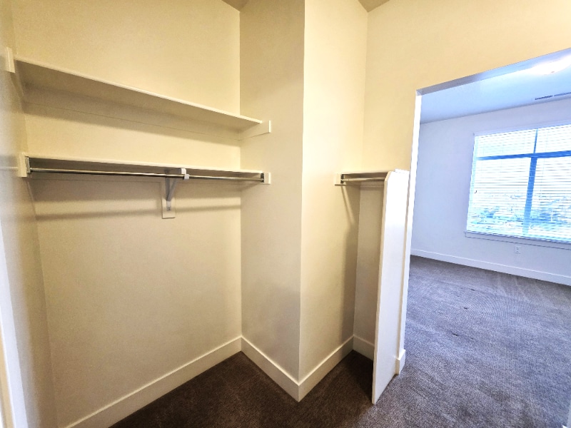 Building Photo - 196 W Vine St