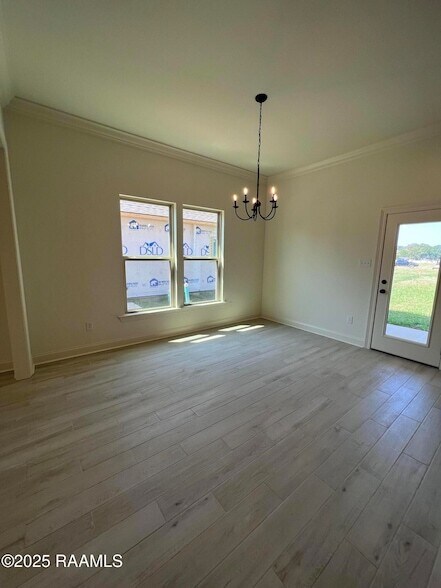 Building Photo - 107 Tenor St