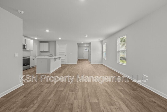 Building Photo - 129 Azure Dr