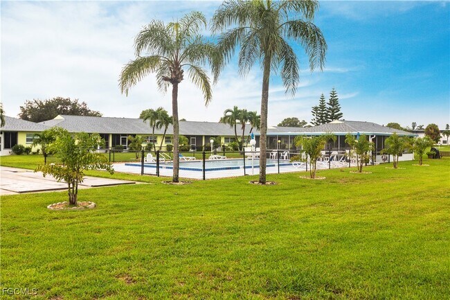 Building Photo - 6775 Lake McGregor Cir