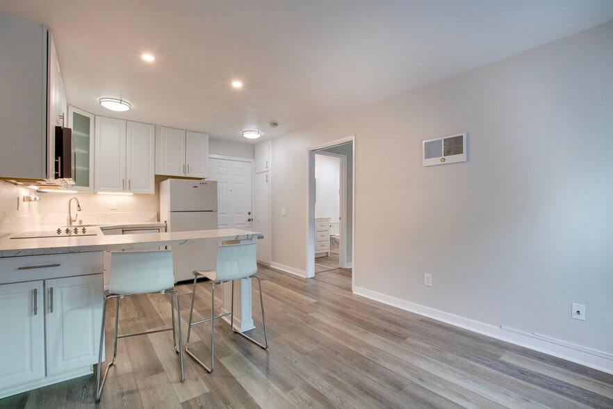 Building Photo - 3776 Alabama St