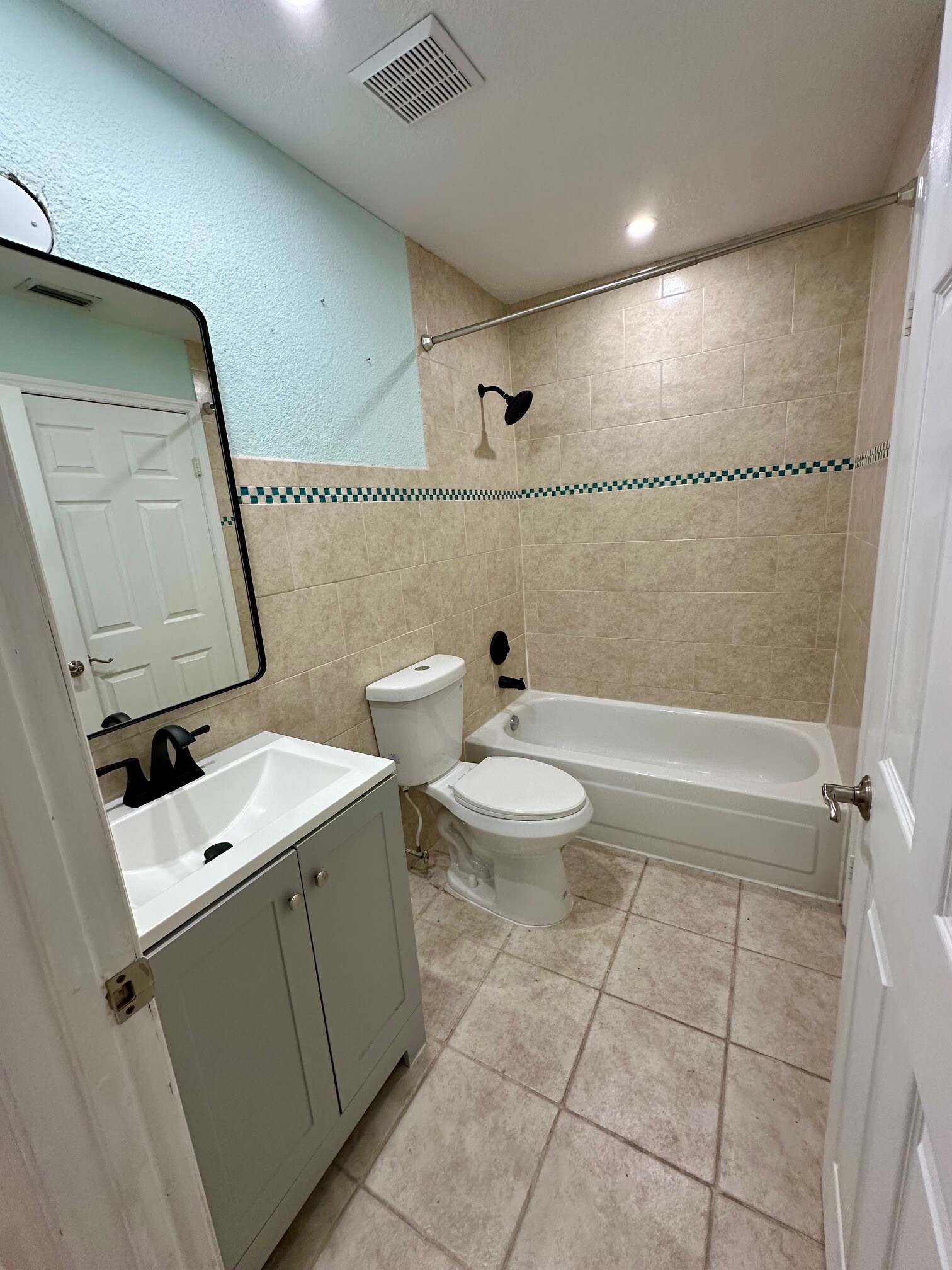 Building Photo - 10521 SW 158th Ct