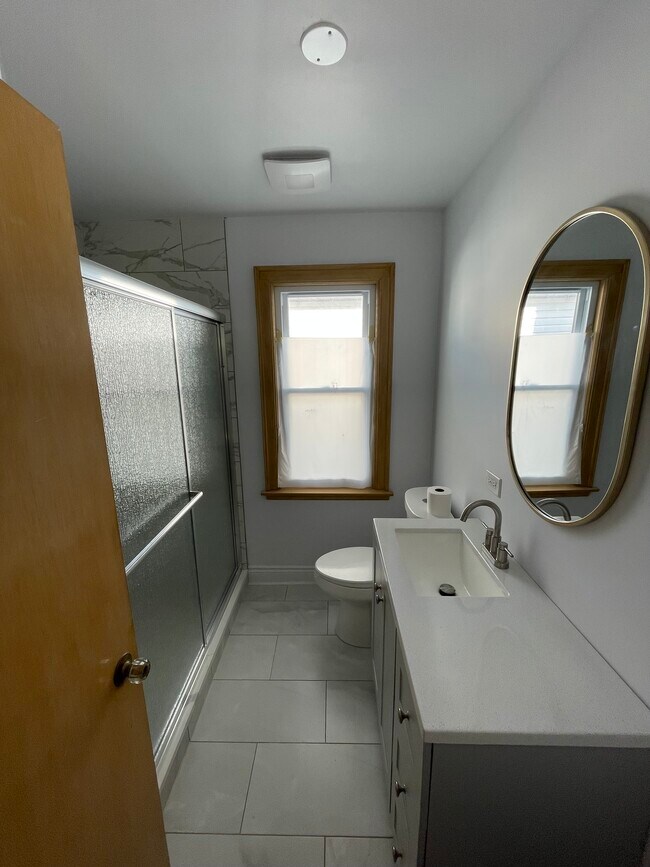 Bathroom - 2200 N Leamington Ave