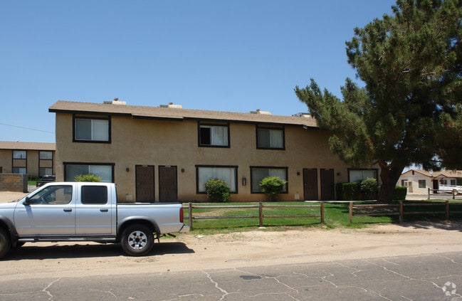 Building Photo - 16280 Sequoia Ave