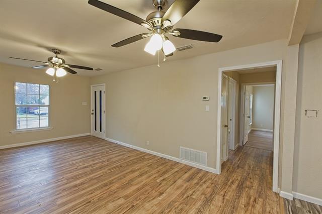 Building Photo - 1613 M Pl