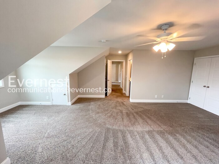 Building Photo - 4042 Ft Sumter Dr