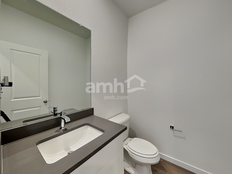 Building Photo - 23621 E 2nd Pl